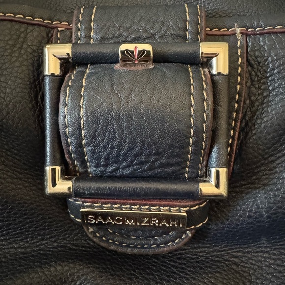 Isaac Mizrahi Navy pebbled leather Shoulder Bag - Picture 5 of 16